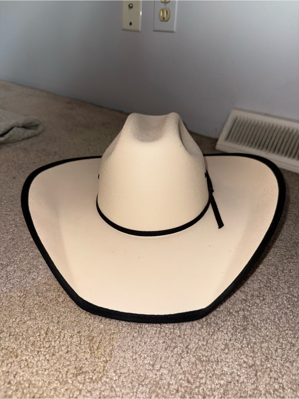 Classic Men’s Straw Western Cowboy Hat in Cream with Black Trim